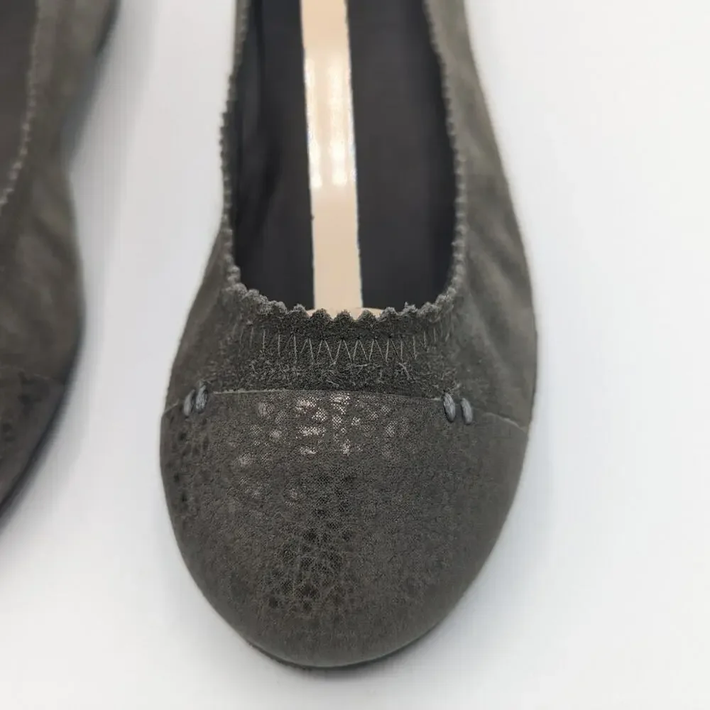 Brunello Cucinelli Flat Gray Suede Leather Cap Toe Pebbled Italy Size 37 US 7